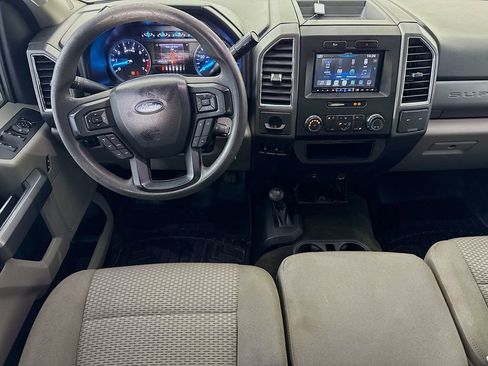 Used 2017 Ford F250 XLT AWD/4WD image 25
