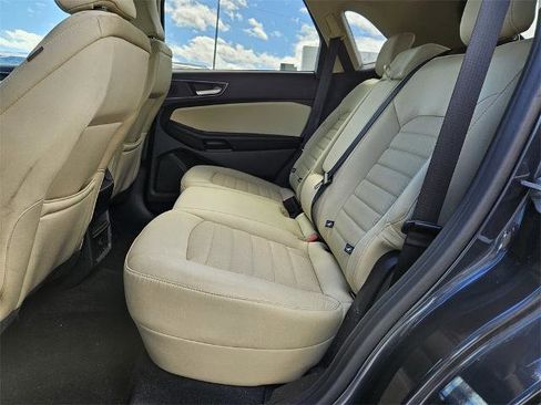 Certified 2024 Ford Edge SE image 23