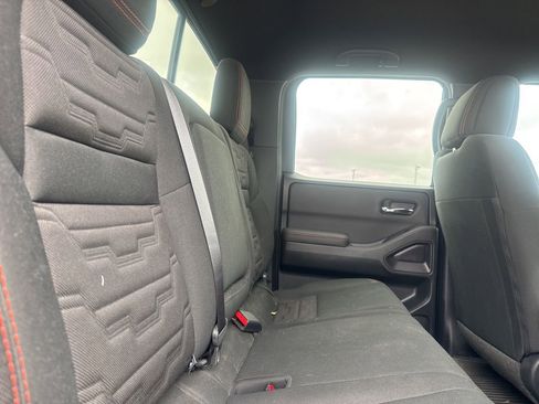 Used 2024 Nissan Frontier PRO-4X w/ Technology Package AWD/4WD image 32