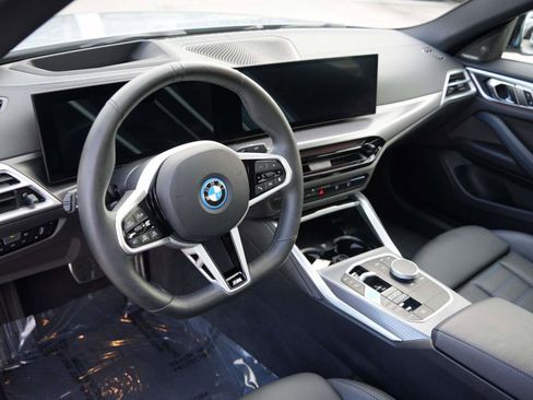 Certified 2025 BMW i4 xDrive40i image 24