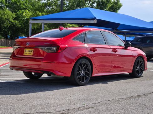 Used 2024 Honda Civic Sport image 3