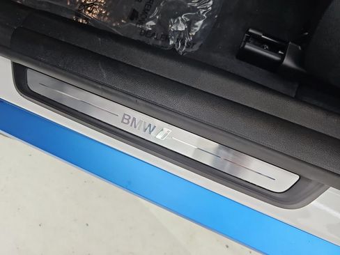 Used 2023 BMW i4 eDrive35 RWD image 41