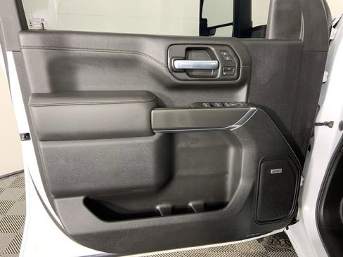 Used 2020 GMC Sierra 2500 AT4 w/ AT4 Premium Package image 24