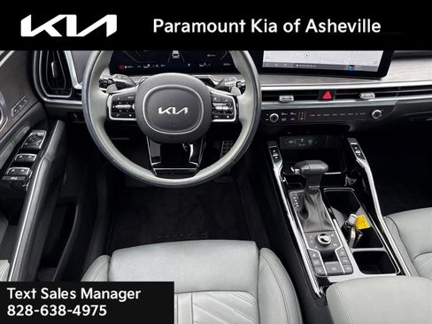 Used 2025 Kia Sorento SX Prestige image 25