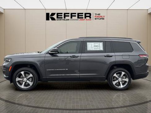 New 2025 Jeep Grand Cherokee L Limited w/ Luxury Tech Group II AWD/4WD image 2