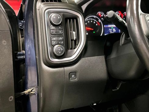 Used 2019 Chevrolet Silverado 1500 LT Trail Boss image 29