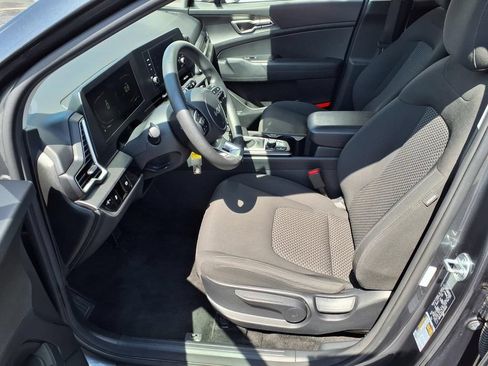 Used 2024 Kia Sportage LX AWD/4WD image 19