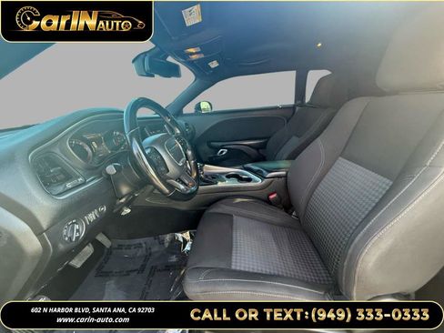Used 2020 Dodge Challenger SXT w/ Blacktop Package image 10