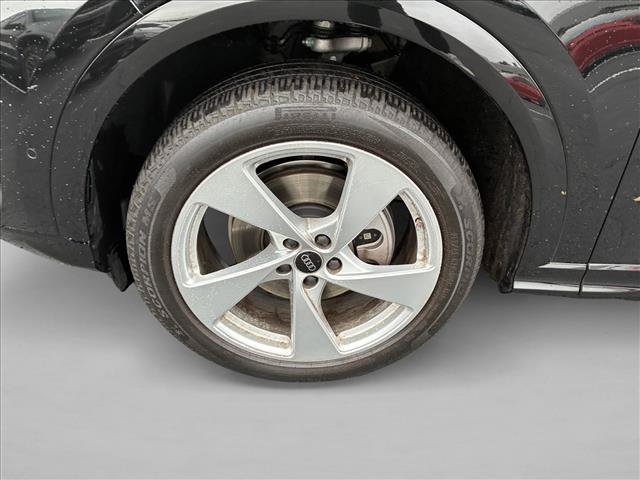Used 2025 Audi Q5 Premium Plus AWD/4WD image 9