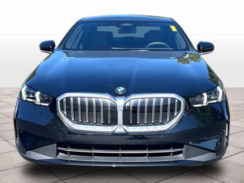 Used 2024 BMW 540i xDrive w/ Executive Package AWD/4WD image 2