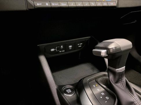 Used 2025 Kia K4 FWD image 16