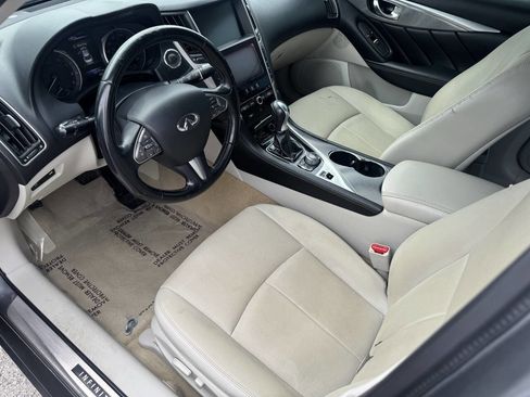 Used 2015 INFINITI Q50 w/ Moonroof Package RWD image 13