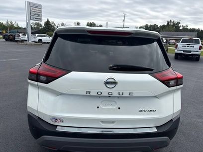 Used 2021 Nissan Rogue SV