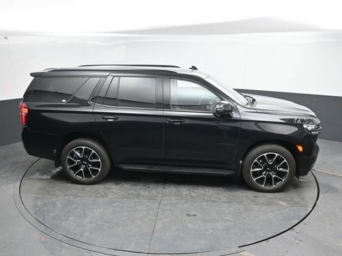 Used 2022 Chevrolet Tahoe RST w/ Luxury Package AWD/4WD image 38