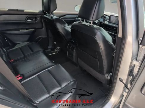 Used 2022 Nissan Rogue SV w/ SV Premium Package AWD/4WD image 31