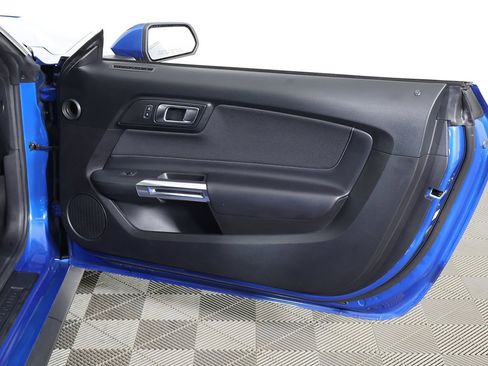 Used 2021 Ford Mustang EcoBoost image 20