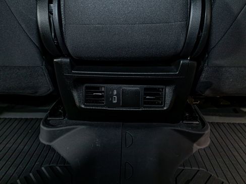 Used 2025 Chevrolet Silverado 1500 Custom Trail Boss AWD/4WD image 26