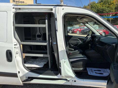 Used 2019 RAM ProMaster City Tradesman image 5