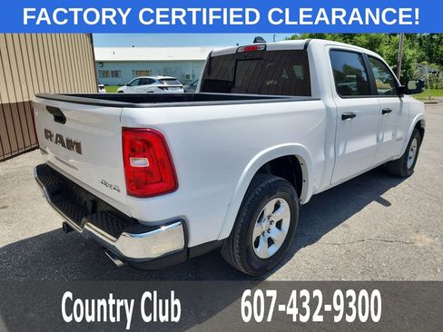 Used 2025 RAM 1500 Big Horn AWD/4WD image 8
