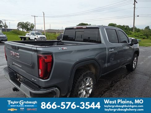 Used 2021 GMC Sierra 1500 SLT w/ SLT Convenience Package AWD/4WD image 7