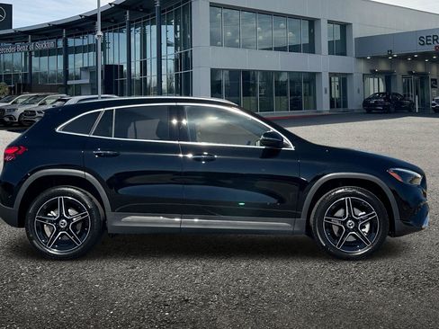 New 2026 Mercedes-Benz GLA 250 4MATIC image 3