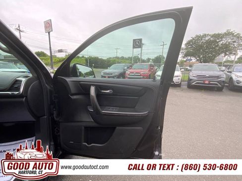 Used 2017 GMC Acadia Limited SLT image 13