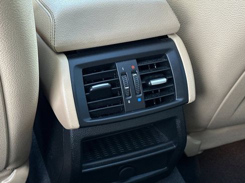 Used 2017 BMW X3 sDrive28i RWD image 15