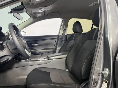 Used 2025 Nissan Sentra SV FWD image 20