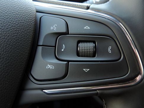 New 2026 Buick Envista Avenir FWD image 23