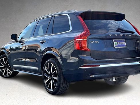 Used 2024 Volvo XC90 B6 Ultimate w/ Protection Package Premier image 4