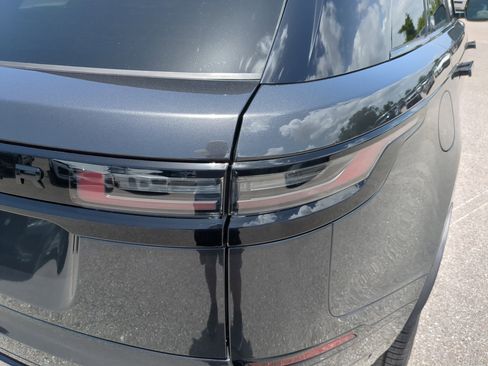 New 2026 Land Rover Range Rover Velar Dynamic SE image 10