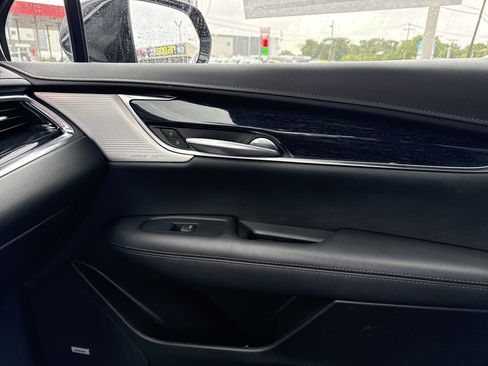 Used 2023 Cadillac XT5 Premium Luxury image 21