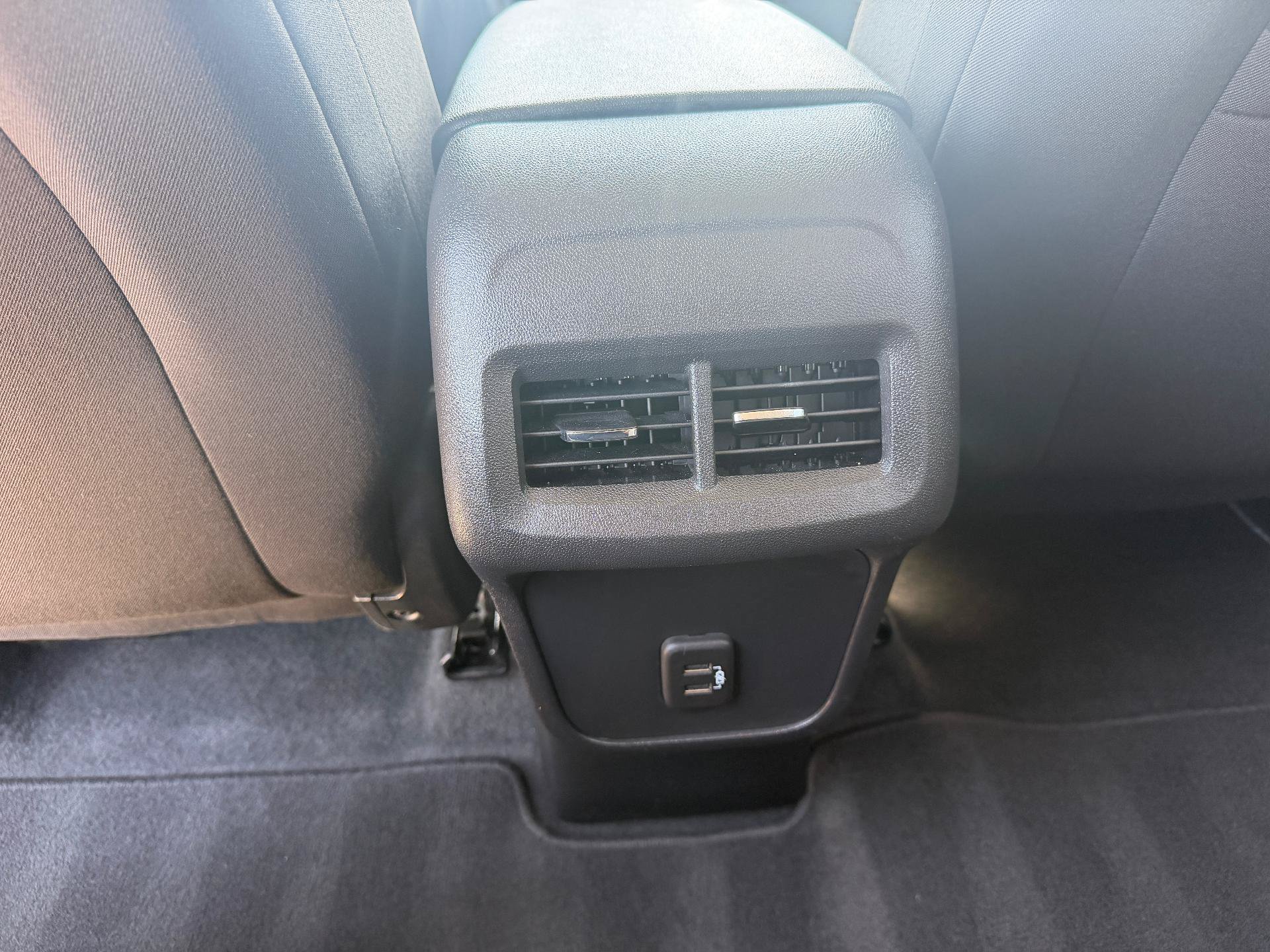 Used 2023 Chevrolet Equinox LS w/ LS Convenience Package FWD image 23