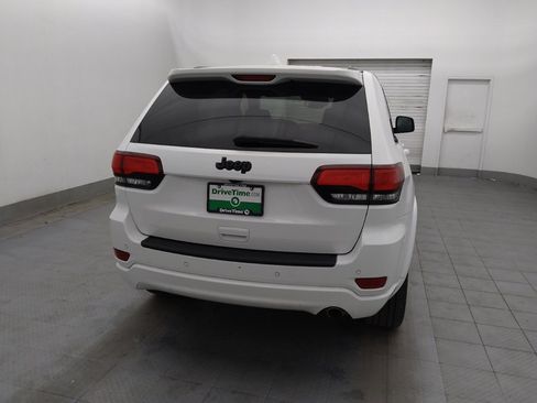 Used 2021 Jeep Grand Cherokee Laredo X RWD image 7