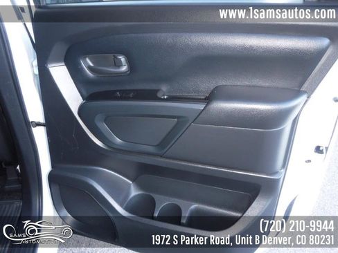 Used 2023 Nissan Titan S image 40