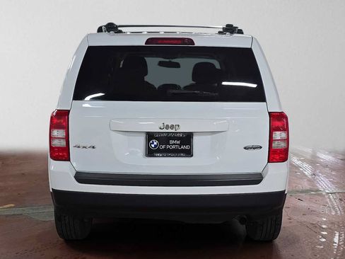 Used 2015 Jeep Patriot High Altitude AWD/4WD image 5