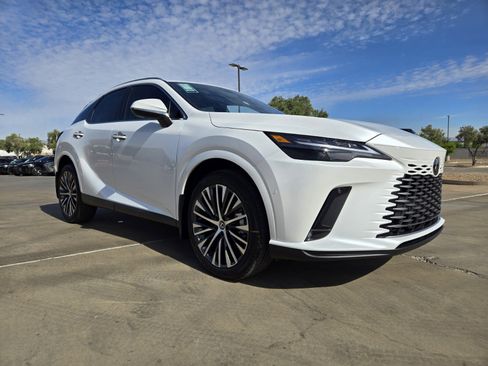 New 2026 Lexus RX 350 FWD image 2
