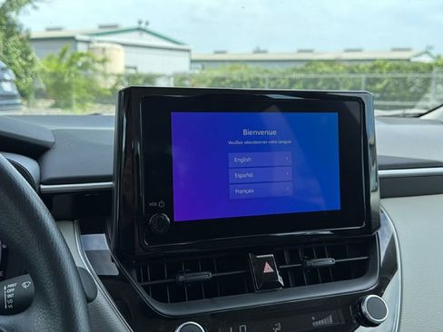 Used 2026 Toyota Corolla LE FWD image 28