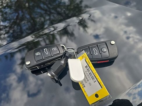 Used 2025 Audi Q3 2.0T Premium Plus image 33