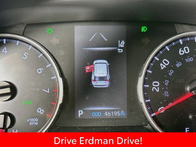 Certified 2021 Toyota RAV4 XLE Premium FWD image 33