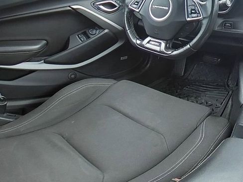 Used 2017 Chevrolet Camaro LT w/ Technology Package image 19