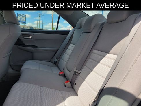 Used 2017 Toyota Camry LE FWD image 10