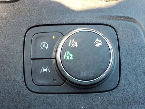Used 2023 Chevrolet Traverse LT w/ LPO, Floor Liner Package AWD/4WD image 22