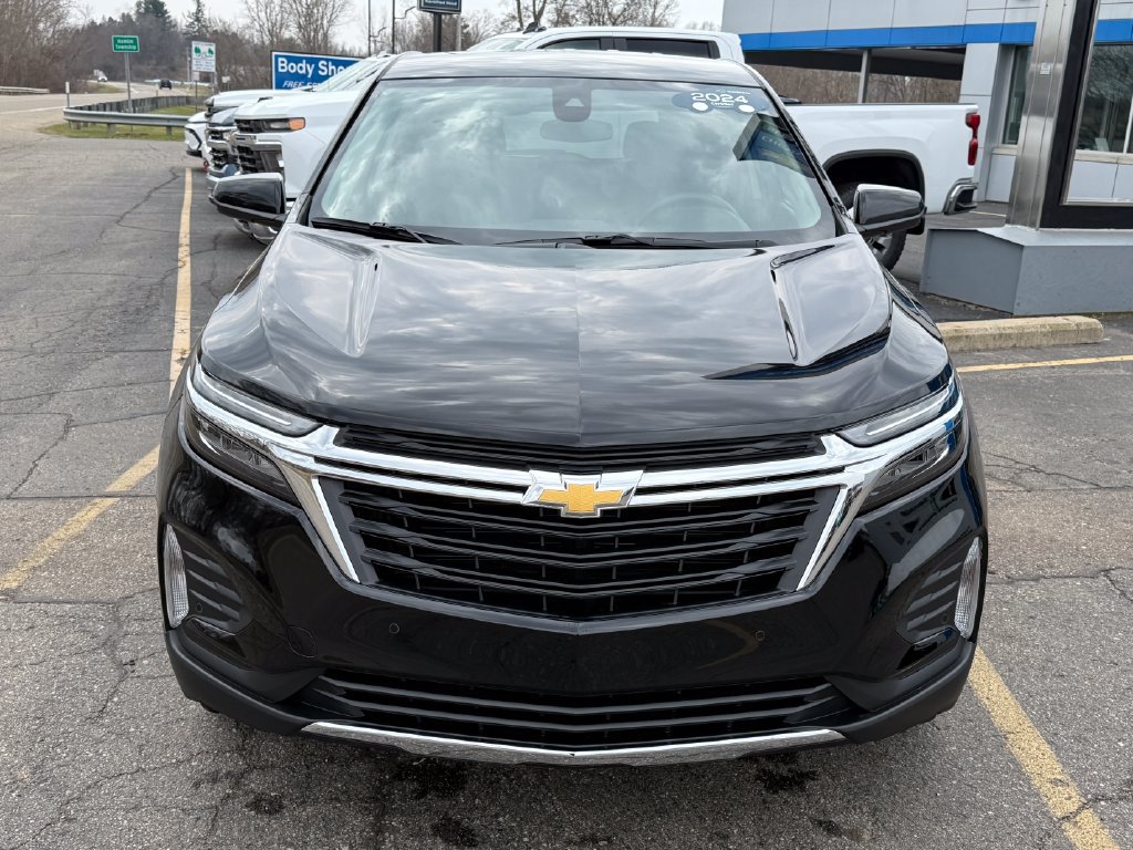 Certified 2024 Chevrolet Equinox LT w/ LPO, Floor Liner Package FWD image 9