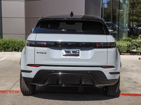 New 2026 Land Rover Range Rover Evoque S image 5