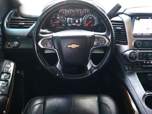 Used 2018 Chevrolet Tahoe LT RWD image 11