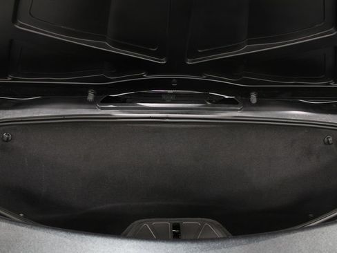 Used 2021 Chevrolet Corvette Stingray Preferred Conv w/ Z51 Performance Package RWD image 17