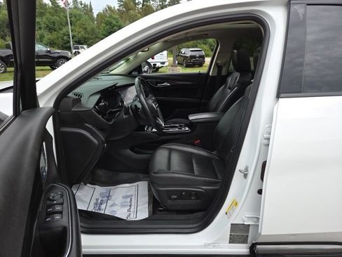 Used 2021 Buick Envision Essence w/ Sport Touring Package AWD/4WD image 23
