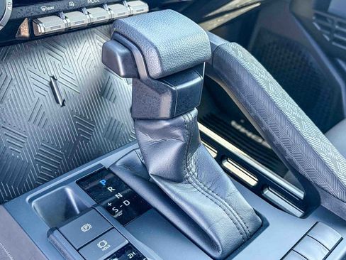 Used 2024 Toyota Tacoma SR5 image 17