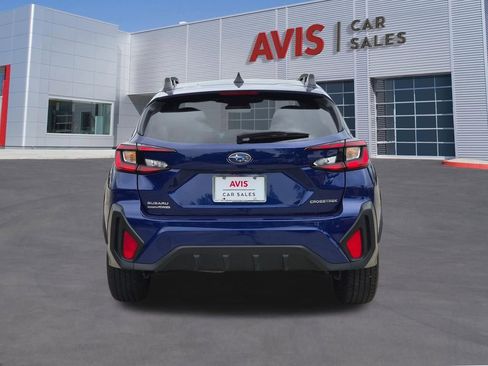 Used 2025 Subaru Crosstrek 2.0i Premium AWD/4WD image 7